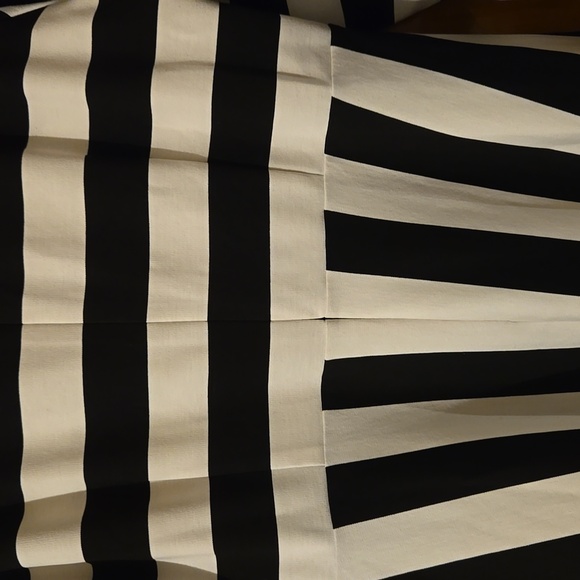 Eloquii Black/White Dress - Picture 6 of 6